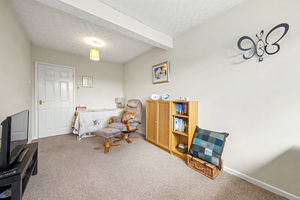 Thornbridge Crescent